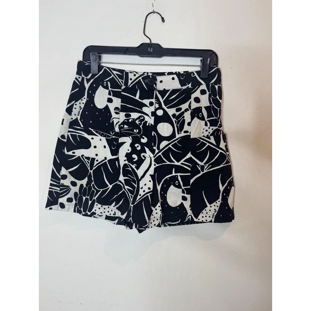 Farm Rio Shorts Womens Medium Black Animal Print Pleated Chino Casual Summer - Picture 2 of 12